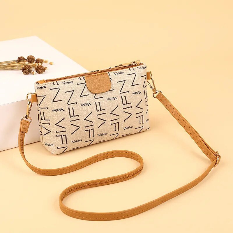 Bolso cruzado patrón letras Blanco y amarillo