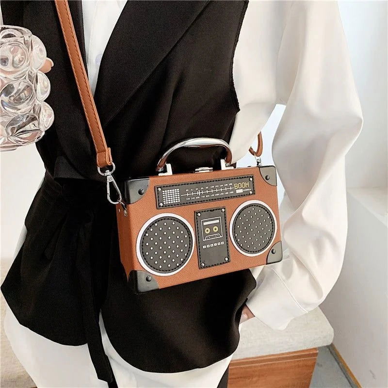 Bolso estilo radio